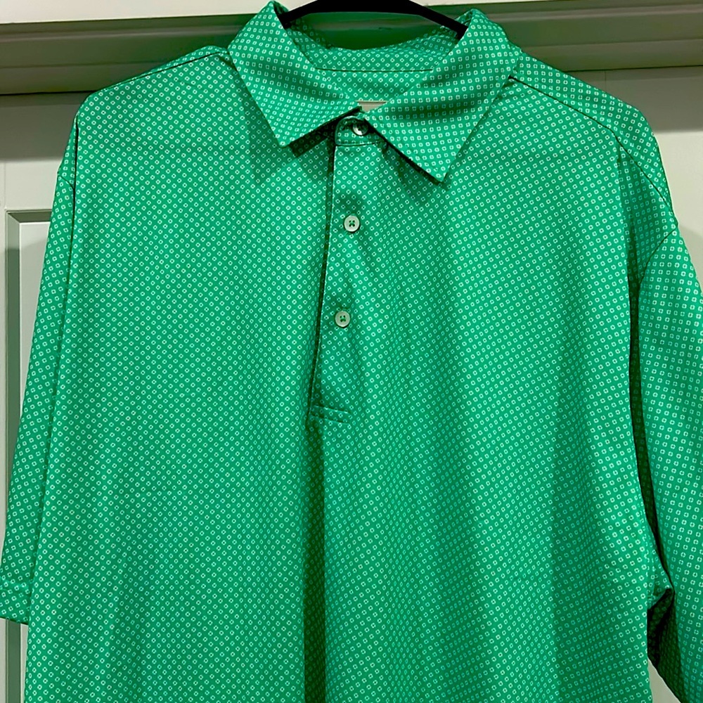 XL Donald Ross Golf Shirt. Like New.